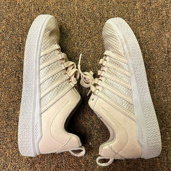 Girls K Swiss Sneakers - Picture 5 of 8